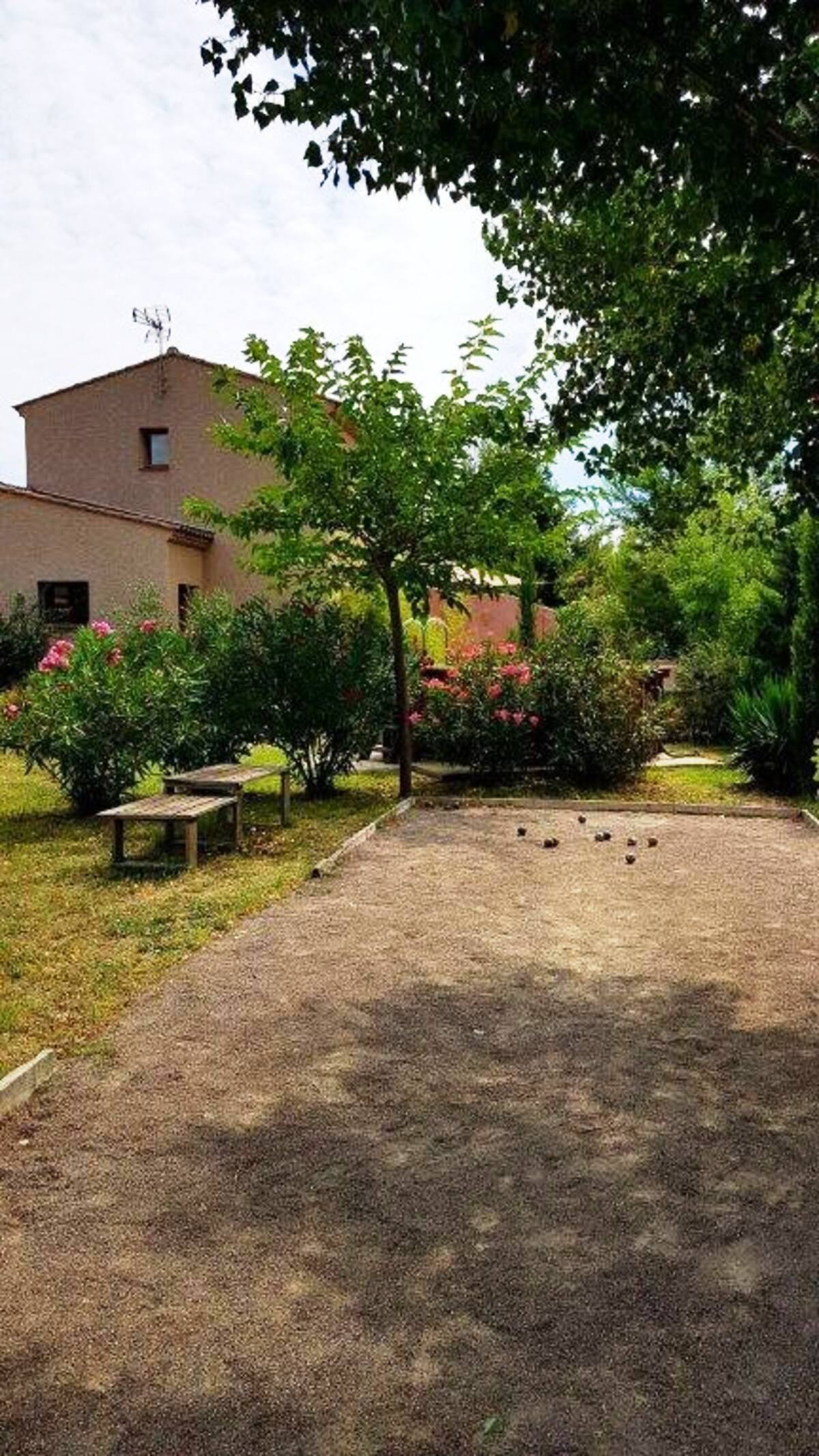 Terrain de pétanque des Oliviers